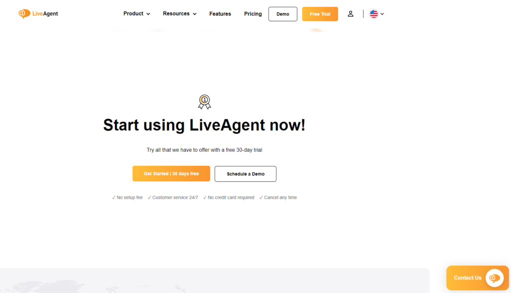 Attēlā parādita Aicinājuma uz Rīcību LiveAgent 30 dienu bezmaksas izmēģinājuma un tiešsaistes čata poga